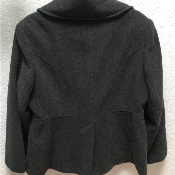 Preston & York Classic Double Breasted Pea Coat in Dark Gray Wool - Picture 2 of 9